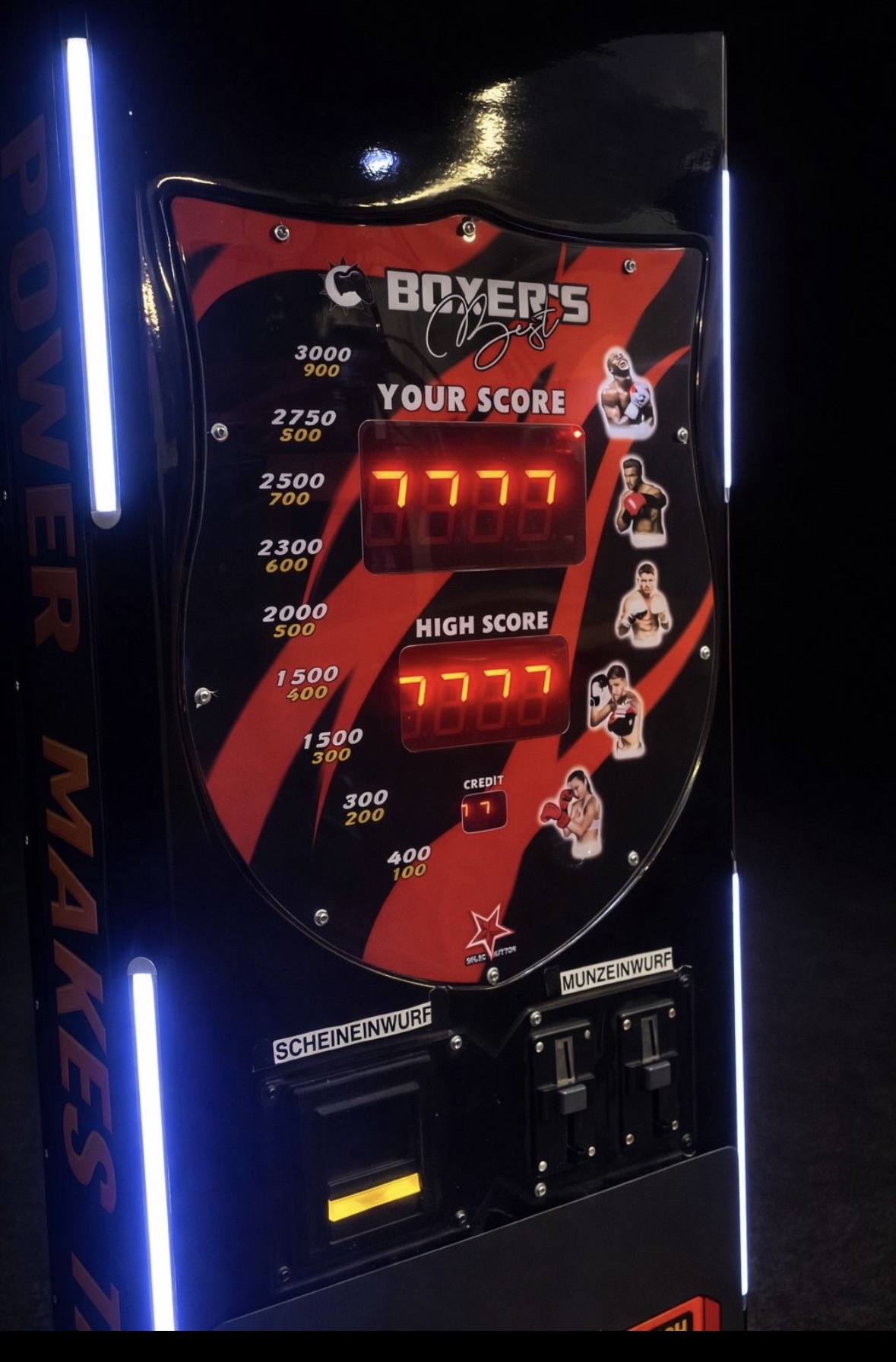 Highscore-Anzeige und Geldannahme